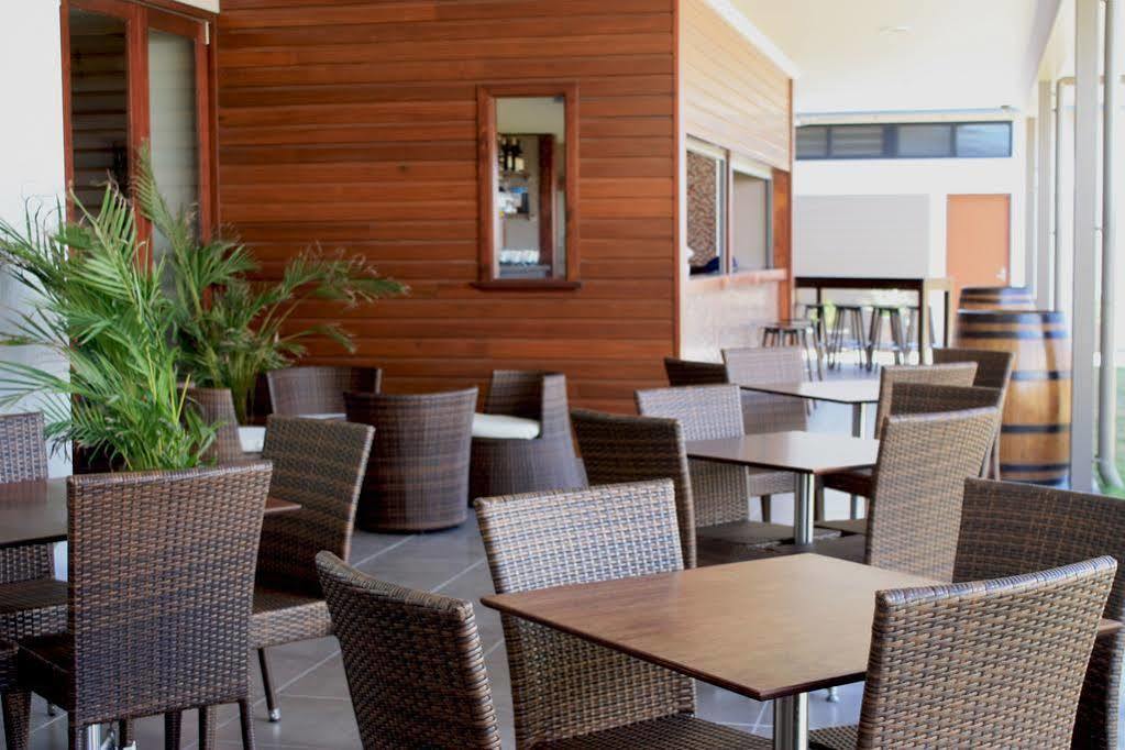 Merinda Village Hotel Bowen Esterno foto